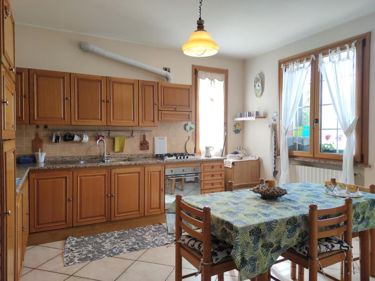 Appartement Relax In Collina A Due Passi Dal Mare à Torriana Extérieur photo