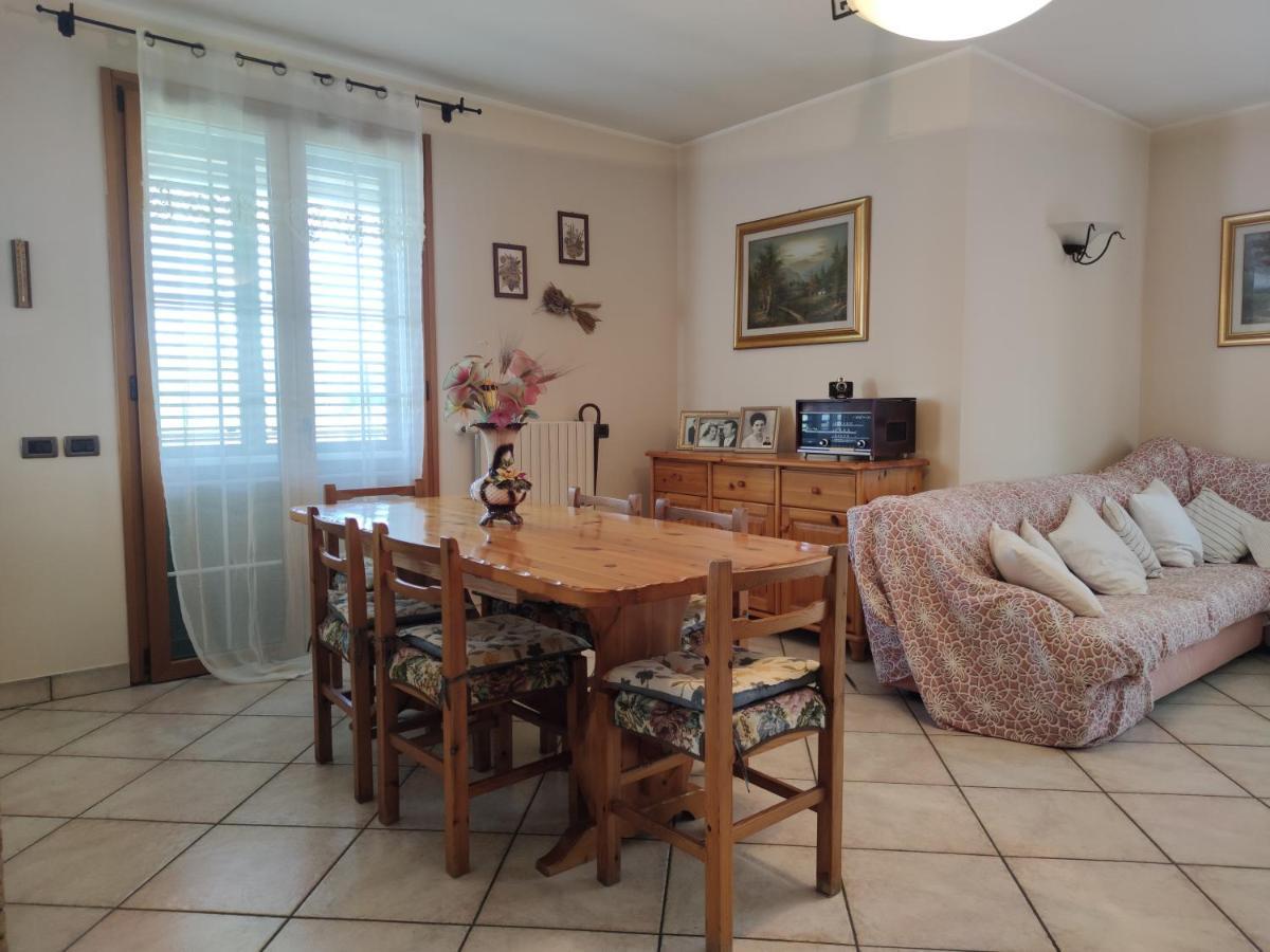 Appartement Relax In Collina A Due Passi Dal Mare à Torriana Extérieur photo