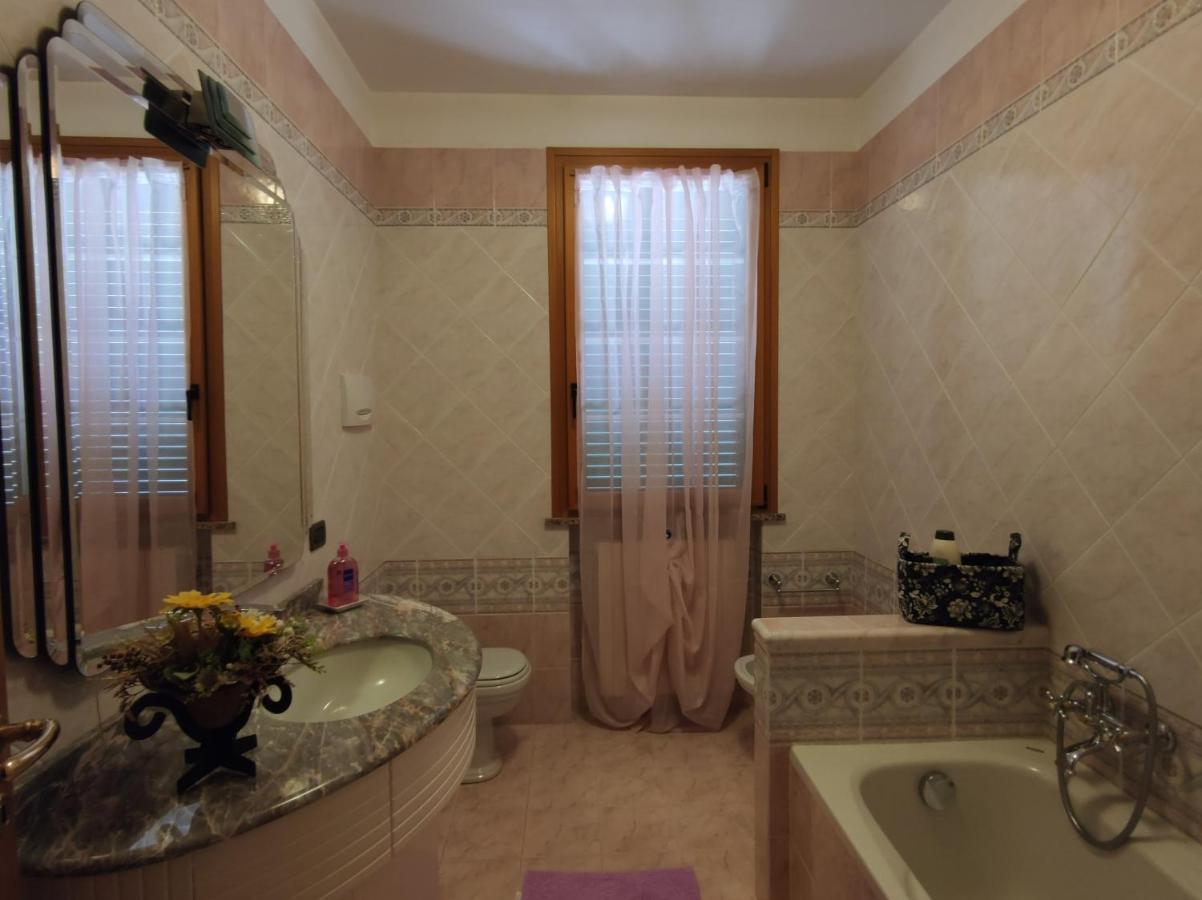 Appartement Relax In Collina A Due Passi Dal Mare à Torriana Extérieur photo