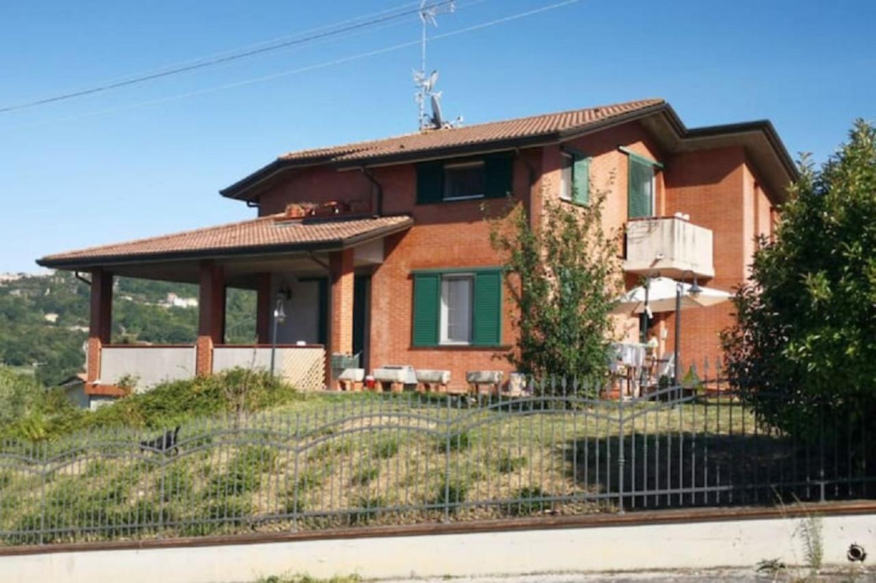 Appartement Relax In Collina A Due Passi Dal Mare à Torriana Extérieur photo